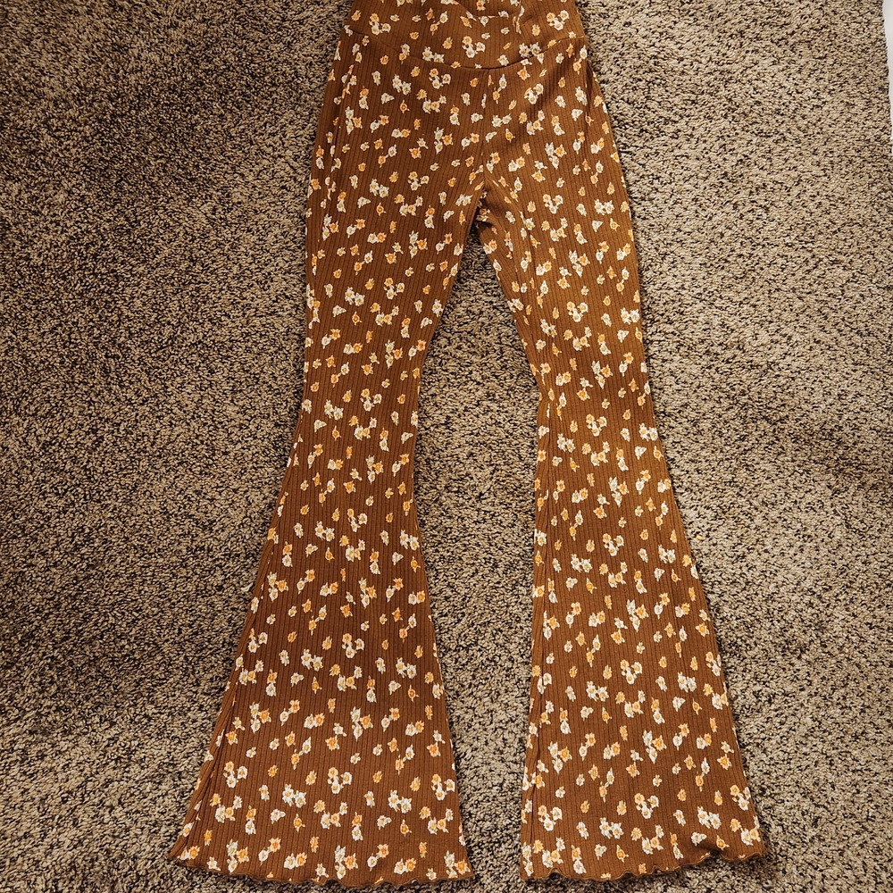 Arizona Jean Company Floral Flare Leggings Women's Medium